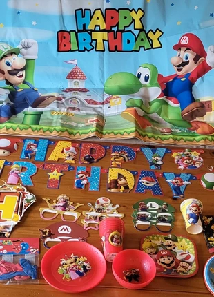 super Mario versierings pakket verjaardag, merk: Super Mario, staat: Heel goed, € 16,95, € 18,50 inclusief Kopersbescherming