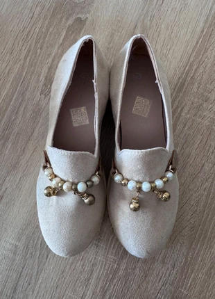 Chaussure pointure 38 jamais porté, marca: Chaussea, estado: Novo sem etiquetas, tamanho: 38, €3.00, €3.85 inclui Proteção do Comprador