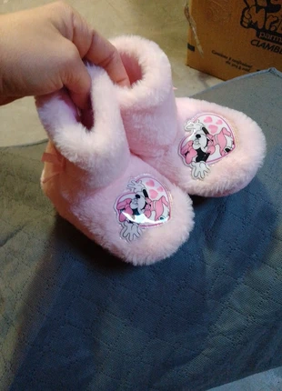 pantofole 22/23, marque: Disney, état: Très bon état, taille: 22, 1,50 €, 2,28 € Protection acheteurs incluse