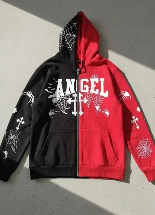 Sweat à capuche bicolore noir et rouge – style goth street, zustand: Sehr gut, größe: M, 40,90 €, 43,65 € inklusive Vinted-Käuferschutz