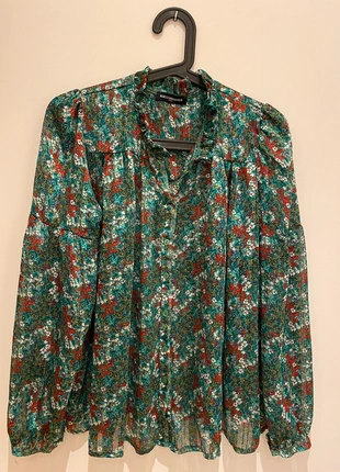 Blouse Rue des Abbesses Taille 38, marque: Rue des Abbesses, état: Très bon état, taille: M / 38 / 10, 10,00 €, 11,20 € Protection acheteurs incluse