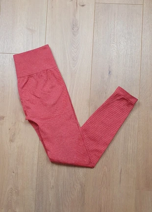 Legging seamless Gymshark femmes | Taille S | Fuchsia | Trés bon état | VT172, marca: Gymshark, estado: Muito bom, tamanho: S / 36 / 8, €24.95, €26.90 inclui Proteção do Comprador