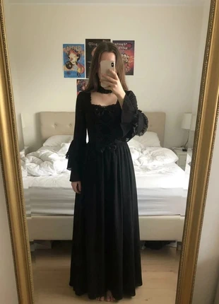 Robe Longue Noire Dentelle – Élégante / Gothique Romantique / Dark Chic / Soirée Unique, brand: Solène Rosefield, condition: Very good, size: M / 38 / 10, €79.99, €84.69 includes Buyer Protection Pro