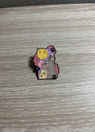 Pins, Totoro, du studio Ghibli, brand: Studio Ghibli, condition: New with tags, €3.00, €3.85 includes Buyer Protection