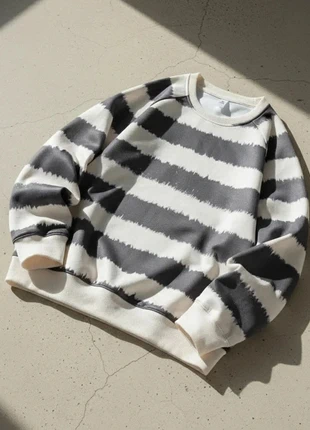 Sweat-shirt imprimé zèbre - coupe ample, style décontracté, noir et blanc, condition: Very good, size: M, €49.90, €53.10 includes Buyer Protection