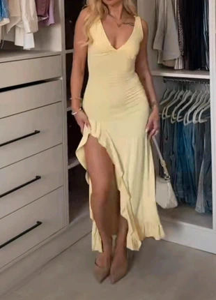 🎀New UK 6 yellow split leg ruffle Long Maxi Dress🎀, brand: boutique store, condition: New without tags, size: XS / UK 4-6, £14.00, £15.40 includes Buyer Protection