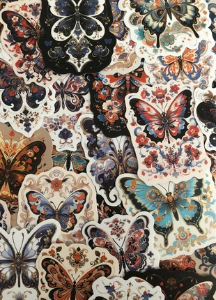 Vlinder stickers, merk: Stickers, staat: Nieuw zonder prijskaartje, € 2,00, € 2,80 inclusief Kopersbescherming