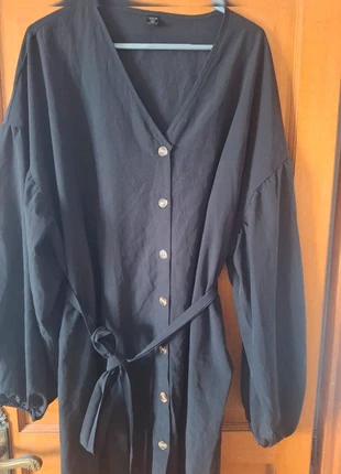 Robe chemise noire manches bouffantes – XXXL, marke: Shein Curve, zustand: Neu, größe: XXXL / 46 / 18, 5,10 €, 6,06 € inklusive Vinted-Käuferschutz