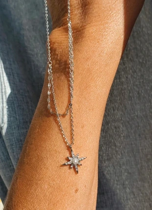 🌺 Magnifique Collier en Argent S925 et Serti De Cristaux Cubiques De Zircons, staat: Heel goed, € 13,90, € 15,30 inclusief Kopersbescherming