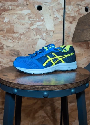 Chaussures Asics patriot 9 taille 39 neuves, marca: Asics, estado: Novo sem etiquetas, tamanho: 39, €42.00, €44.80 inclui Proteção do Comprador