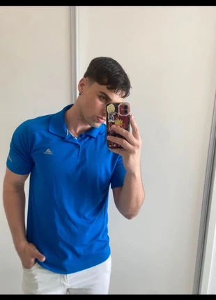 Vintage blue Adidas polo, marque: adidas, état: Très bon état, taille: L, 8,00 €, 9,10 € Protection acheteurs incluse
