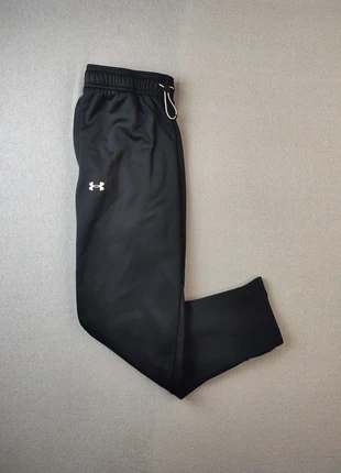 Jogging Under Armour femme noir taille M, brand: Under Armour, condition: Very good, size: M / 38 / 10, €20.00, €21.70 includes Buyer Protection