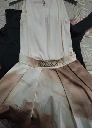 Abito Elisabetta Franchi, brand: Elisabetta Franchi, condizioni: Nuovo senza cartellino, taglia: S / IT 40 / EU 36, €55.00, €58.45 include la Protezione acquisti