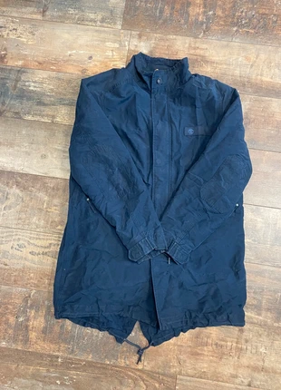 Manteau Timberland taille L en très bon état, marque: Timberland, état: Très bon état, taille: L, 15,00 €, 16,45 € Protection acheteurs incluse