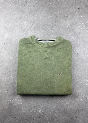 Sweat à col rond vert kaki Tommy Hilfiger taille M homme logo brodé, brand: Tommy Hilfiger, condizioni: Ottime, taglia: M, €25.00, €26.95 include la Protezione acquisti