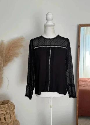 Blouse Zara noire dentelle M, marque: Zara, état: Très bon état, taille: M / 38 / 10, 8,00 €, 9,10 € Protection acheteurs incluse