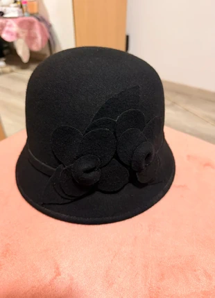 Chapeau Cloche, marque: Apt. 9, état: Très bon état, taille: Taille unique, 12,00 €, 13,30 € Protection acheteurs incluse