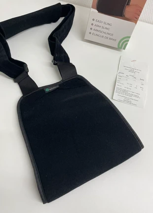Easy sling prothic ondersteuning arm, merk: easy sling, staat: Heel goed, € 9,00, € 10,15 inclusief Kopersbescherming