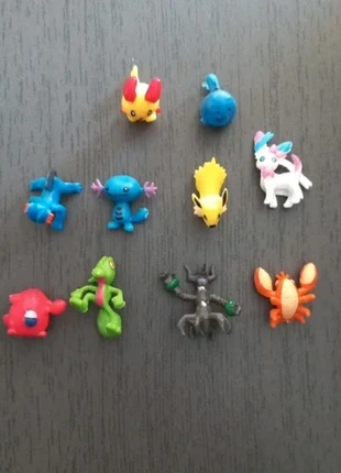 Lots de 10 petite figurines Pokémon/Collection Pokémon, brand: Pokémon, condizioni: Ottime, taglia: Taglia unica, €4.75, €5.69 include la Protezione acquisti