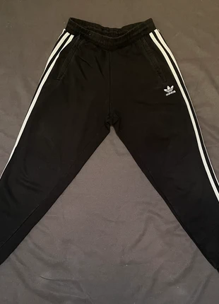 Jogging Adidas - Noir logo blanc - Taille M, brand: adidas, condition: Good, size: M, €25.00, €26.95 includes Buyer Protection
