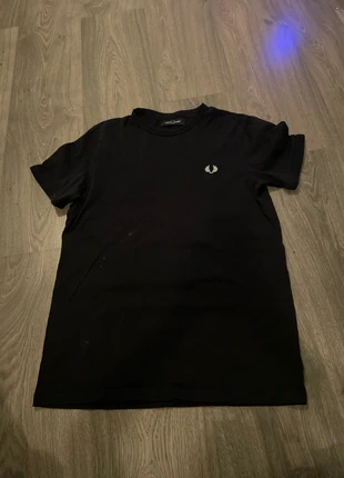 T-shirt Fred Perry, merk: Fred Perry, staat: Goed, maat: XS, € 10,00, € 11,20 inclusief Kopersbescherming