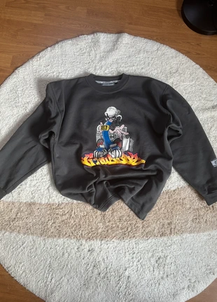 Graphic Streetwear Sweatshirt – Oversized Fit y2k made in USA, brand: Vintage Dressing, condizioni: Ottime, taglia: L, €13.99, €15.39 include la Protezione acquisti