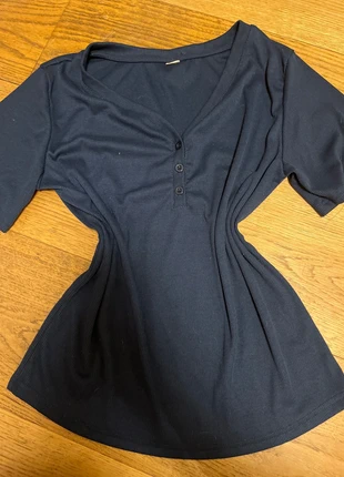 Lot de deux t-shirt, marque: COQUETTE, état: Neuf sans étiquette, taille: M / 38 / 10, 5,00 €, 5,95 € Protection acheteurs incluse