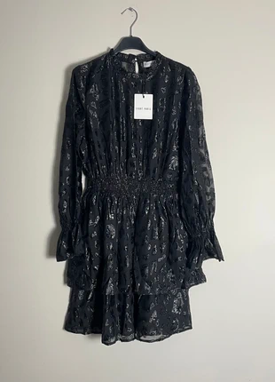 Eight Paris – Silver Leopard Jurk - Maat S, marca: EIGHT PARIS, estado: Muy bueno, tamaño: S / 36 / 8, 15,00 €, 16,45 € Protección al comprador incluida