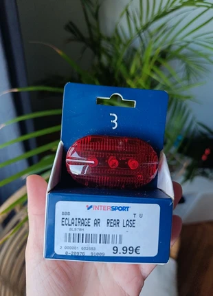 Lumière neuve vélo, marque: Decathlon, état: Neuf avec étiquette, 2,00 €, 2,80 € Protection acheteurs incluse