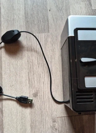 Mini frigo USB – refroidisseur de canette, marca: Inconnu, estado: Muito bom, €10.00, €11.20 inclui Proteção do Comprador
