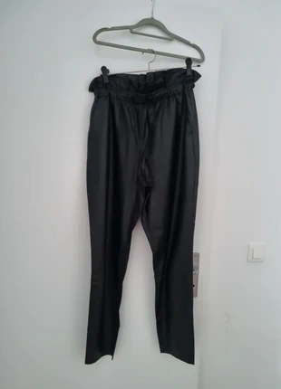 Pantalon simili cuir femme, marque: Miss Selfridge, état: Très bon état, taille: L / 40 / 12, 8,00 €, 9,10 € Protection acheteurs incluse