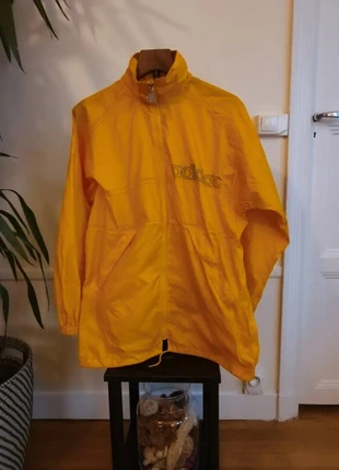 Belle veste de marque Adidas imperméable taille M/L, marque: adidas, état: Bon état, taille: M, 16,00 €, 17,50 € Protection acheteurs (Pro) incluse
