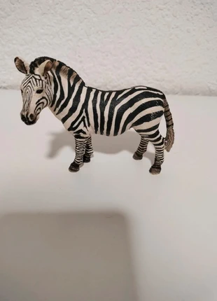 Figura Cebra, marca: Hasbro, estado: Muy bueno, tamaño: 3 años / 98 cm, 2,00 €, 2,80 € Protección al comprador incluida