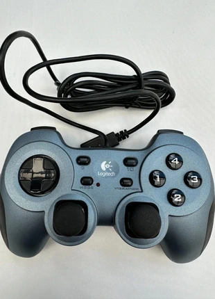 Logitech RumblePad 2 manette de gaming filaire, marque: Logitech, état: Très bon état, 10,00 €, 11,20 € Protection acheteurs (Pro) incluse