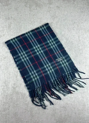 Écharpe Burberry bleu marine, marca: Burberry, estado: Muy bueno, 50,00 €, 53,20 € Protección al comprador Pro incluida