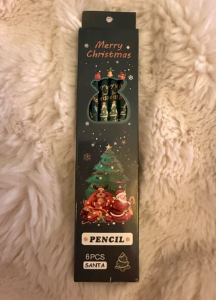 Lot de 6 crayons de Noël – thème Santa & sapin, brand: Noël, condition: New, €3.50, €4.38 includes Buyer Protection