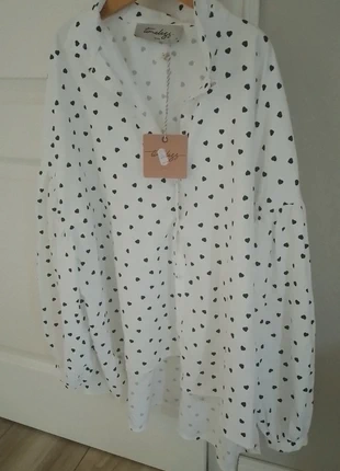 Bluse Eingeitsgrösse Oversized Herzen Timeless, brand: Timeless, condizioni: Nuovo con cartellino, taglia: Taglia unica, €30.00, €32.20 include la Protezione acquisti