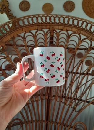 Tasse cerise, condition: Very good, €3.00, €3.85 includes Buyer Protection