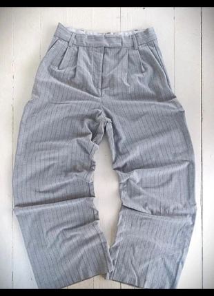 Pantaloni Donna S Bershka Grigio Rigo di Gesso e Pence Eleganti Casual Chic Vita Alta Trendy, brand: Bershka, condizioni: Ottime, taglia: S, €6.40, €7.42 include la Protezione acquisti