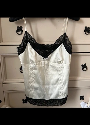 Cream lace top, marque: River Island, état: Très bon état, taille: XL / 42 / 14, 10,00 €, 11,20 € Protection acheteurs incluse