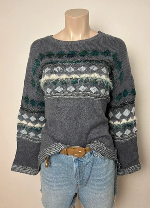 Vintage grey winter knit sweater with Nordic pattern and fluffy textured details in size M cozy vibe, marque: Vintage Dressing, état: Très bon état, taille: M / 38 / 10, 24,90 €, 26,85 € Protection acheteurs incluse