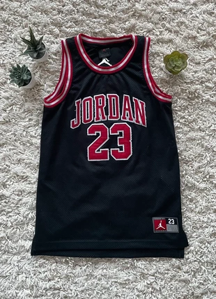Jordan 23 Top - Black and Red - Size M, marque: Jordan, état: Très bon état, taille: M, 15,00 €, 16,45 € Protection acheteurs incluse