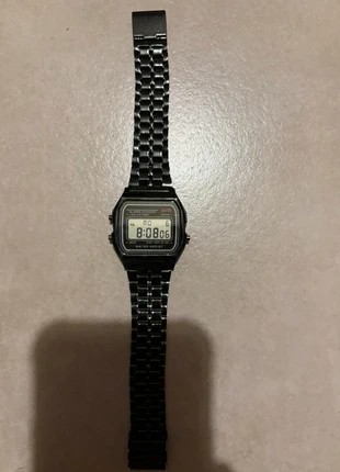 Montre vintage style casio y2k, marque: CASIO, état: Neuf sans étiquette, taille: Taille unique, 10,00 €, 11,20 € Protection acheteurs incluse