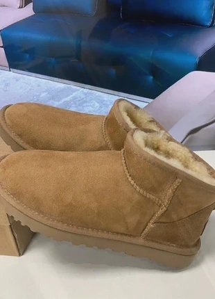 Buty Ugg mini rozmiar 37, marke: UGG, zustand: Sehr gut, größe: 37, 65,00 €, 68,95 € inklusive Vinted-Käuferschutz