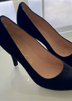 Escarpins noirs Unisa, marque: Unisa, état: Bon état, taille: 38, 8,00 €, 9,10 € Protection acheteurs incluse