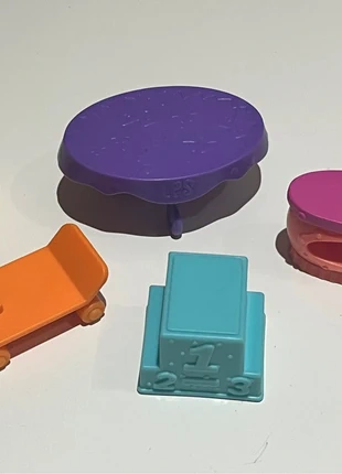 Littlest Pet Shop accessoires set 8, merk: Littlest Pet Shop, staat: Heel goed, maat: Universeel, € 4,00, € 4,90 inclusief Kopersbescherming