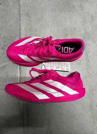 Adizero adios 9, marke: adidas, zustand: Neu, mit Etikett, größe: 38.5, 99,00 €, 104,65 € inklusive Vinted-Käuferschutz