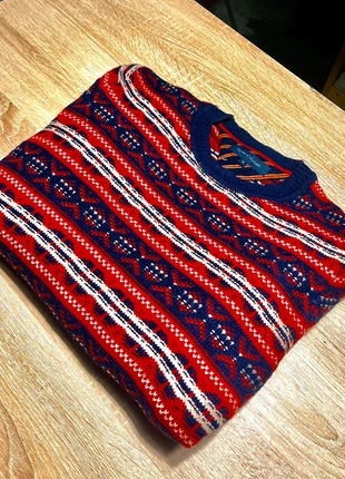 : Pull de Noël jacquard motifs rouge bleu | Tommy Hilfiger patterned jacquard knit sweater, marque: Tommy Hilfiger, état: Neuf sans étiquette, taille: M, 39,00 €, 41,65 € Protection acheteurs incluse