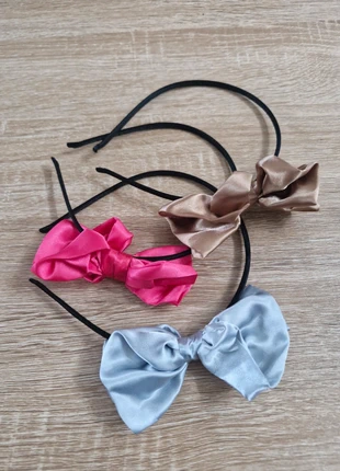 Lot 3 serres tête, brand: NO LABEL, condizioni: Nuovo senza cartellino, €1.00, €1.75 include la Protezione acquisti