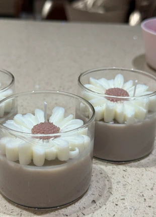 3 x daisies hand-poured candlewax, brand: Soya, condition: New with tags, £6.00, £7.00 includes Buyer Protection